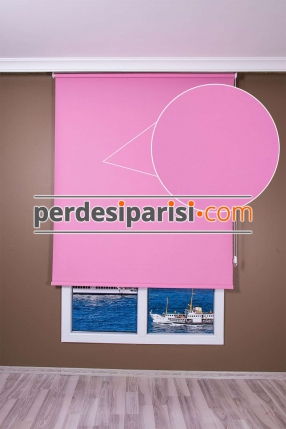 Pembe Mat Stor Perde