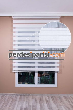 Ekru İnce Çizgili Zebra Perde